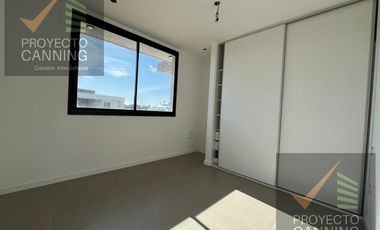 Venta de casa en Barrio San Felipe Canning