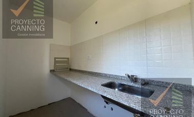 Venta de casa en Barrio San Felipe Canning