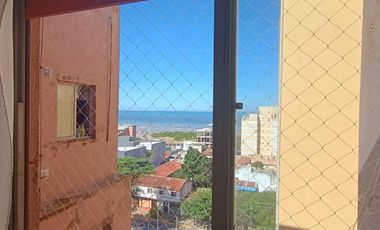 Departamento en calle Machado 145, excelente zona. ¡Con gas natural!