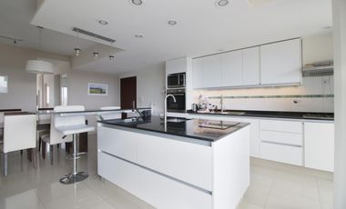 Departamento en venta 4 ambientes en Berazategui con cochera doble y vista al río