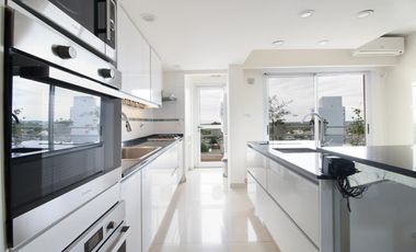 Departamento en venta 4 ambientes en Berazategui con cochera doble y vista al río