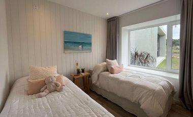 Casa en Venta en Costa Esmeralda Barrio Senderos III