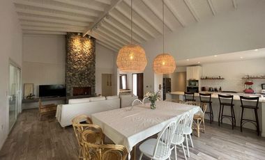 Casa en Venta en Costa Esmeralda Barrio Senderos III