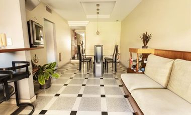 VENTA CASA 5 AMB 307 M2 COCHERA 2 AUTOS PATIO VALENTIN ALSINA LANUS