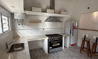 Casa en Mar del Sur sobre Avenida 100 entre 19 y 21