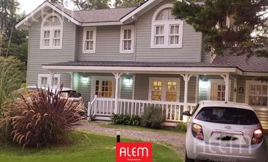 Casa de 3 dormitorios en venta en Country El Paraiso | APTO CRÉDITO