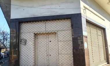 Local - Lanús Oeste