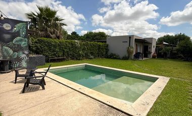 Casa 3 dormitorios, categoría, Ybarlucea.