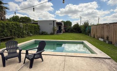 Casa 3 dormitorios, categoría, Ybarlucea.