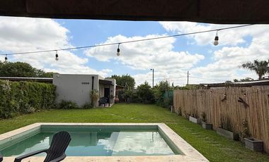 Casa 3 dormitorios, categoría, Ybarlucea.