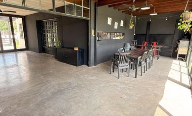 Casa 3 dormitorios, categoría, Ybarlucea.