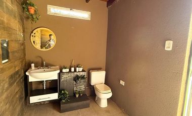 Casa 3 dormitorios, categoría, Ybarlucea.