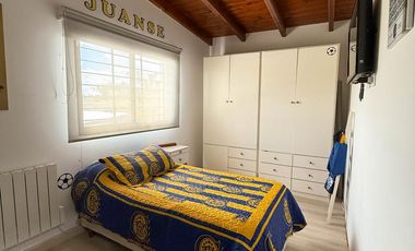 Casa 3 dormitorios, categoría, Ybarlucea.