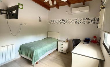 Casa 3 dormitorios, categoría, Ybarlucea.