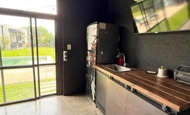 Casa 3 dormitorios, categoría, Ybarlucea.