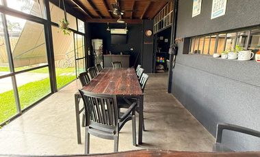 Casa 3 dormitorios, categoría, Ybarlucea.