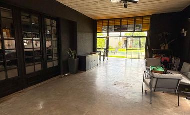 Casa 3 dormitorios, categoría, Ybarlucea.