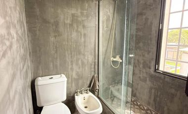 Casa 3 dormitorios, categoría, Ybarlucea.