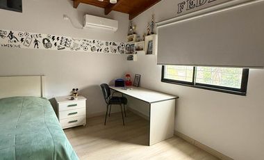 Casa 3 dormitorios, categoría, Ybarlucea.