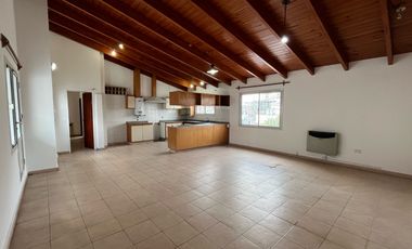 Sin expensas 3 dormitorios con asador en Alberdi