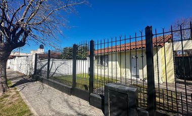 VENTA CASA 3 AMBIENTES VALENTIN ALSINA