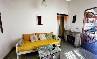 VENTA CASA 3 AMBIENTES VALENTIN ALSINA