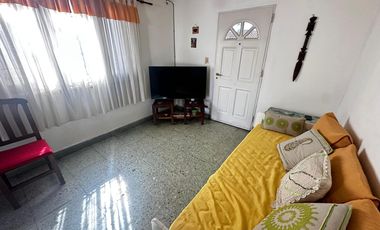 VENTA CASA 3 AMBIENTES VALENTIN ALSINA