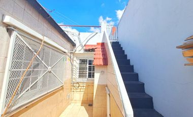 VENTA CASA 4 AMB 178 M2 COCHERA LANÚS OESTE
