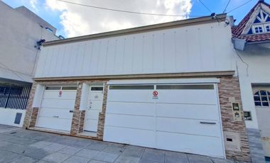 VENTA CASA 4 AMB 178 M2 COCHERA LANÚS OESTE