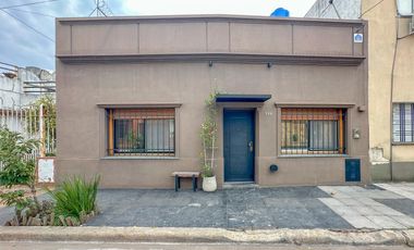 PH en venta 2 ambientes en Remedios de Escalada