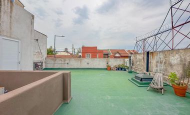 PH en venta 2 ambientes en Remedios de Escalada