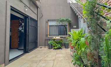 PH en venta 2 ambientes en Remedios de Escalada