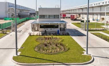 Alquiler Triple A en E. Echeverría Centro Logístico