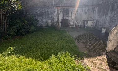 Casa en Remedios De Escalada, Lanus, jardin, 5 cuadras Universidad Lanus