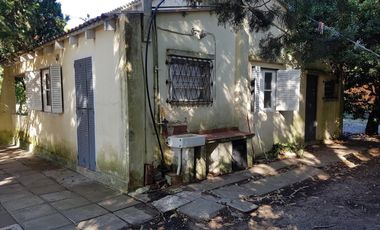 Casa en venta - 3 Dormitorios 2 Baños - 535Mts2 - San Clemente del Tuyú