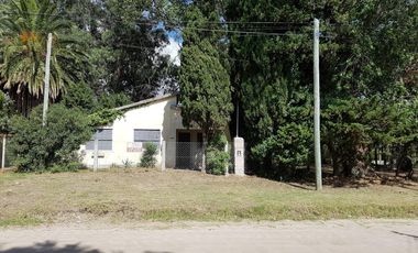 Casa en venta - 3 Dormitorios 2 Baños - 535Mts2 - San Clemente del Tuyú