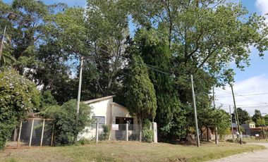 Casa en venta - 3 Dormitorios 2 Baños - 535Mts2 - San Clemente del Tuyú