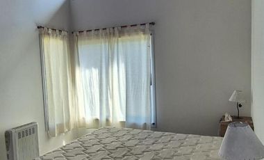 Casa en venta - 3 Dormitorios 2 Baños - Costa del Este