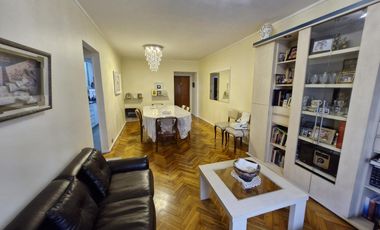 VENTA - 4 ambientes con balcón comedor diario - Barrio Norte