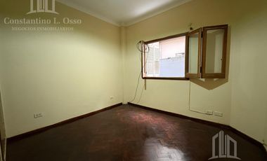Departamento tres ambientes - Patio - Lanus Oeste - Venta