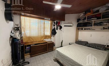 Casa en  Lanus  - 3 ambientes  - Lote propio