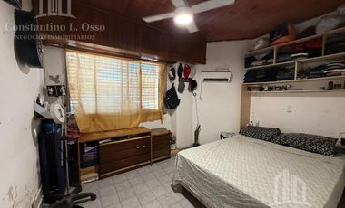 Casa en  Lanus  - 3 ambientes  - Lote propio