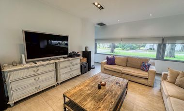 VENTA - CASA - CLUB DE CAMPO SAN DIEGO - MORENO