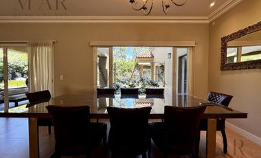 Casa en Venta, 4 dormitorios   escritorio   dep. Barrio Altamira, Tigre