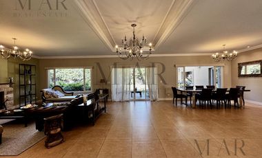 Casa en Venta, 4 dormitorios   escritorio   dep. Barrio Altamira, Tigre