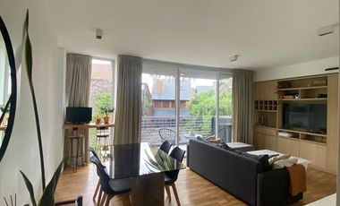 ALQUILER-La Lucila-2 y 1/2 amb.-Muy lindo! balcon-vista a jardines-2 bñs-AA-2 cocheras-70m2