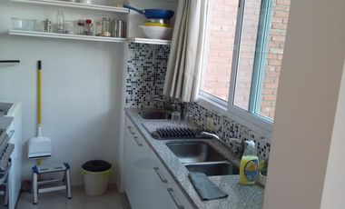 ALQUILER-La Lucila-2 y 1/2 amb.-Muy lindo! balcon-vista a jardines-2 bñs-AA-2 cocheras-70m2