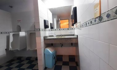 Venta Local en Lanús Este Salón de 380m2