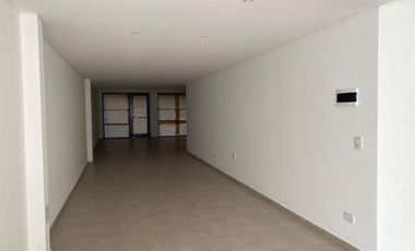 LOCAL en ALQUILER - Apto Gastronomía - 130m2 cubiertos y 100m2 descubiertos.