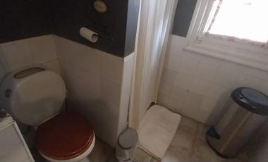 Casa de estilo en Temperley Este.